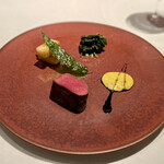 星のや沖縄 ダイニング - 牛フィレ肉の月桃塩釜焼き