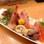 Sushi Tsukiji Nihonkai - お刺身盛合せ