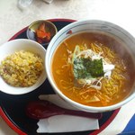 ダイナスティゴルフクラブ - 【2013年04月】仁別ラーメン（辛味噌）（チャーハン付）＠980円。