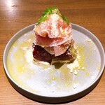 CHEESE SQUARE AVANTI - 焼き芋マスカルポーネ生ハムのサラダ