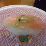 かっぱ寿司 - にバジルかけてみたら中々のもの