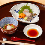 天ぷら 天源 - 夜のコースのお通し、お刺身の一例です。