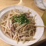 魚河岸料理 磯幸 - 豚バラもやし