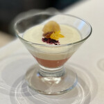 星のや沖縄 ダイニング - グァバソース入りヨーグルト（シチリア朝食）