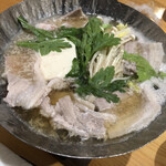 真と響未 - もっちり豚の旨鍋