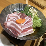 真と響未 - もっちり豚の旨鍋