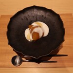銀座 稲葉 - 完熟柿のヨーグルトかけ