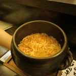 旬菜 おぐら家 - その後は桜えびが沢山入った炊き込みご飯を頂き