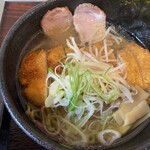 塩豚カツラーメン