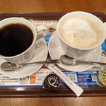 カフェ・ド・クリエ - とろける北海道ミルクコーヒー〜はちみつ添え〜＆ ブレンド