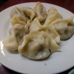 新シン - もっちもちの水餃子はどう見ても8個だが。。