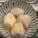 とり焼き 鶏料理 かしわ - お通し(里芋)