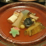 つる幸 - 丸鍋　筍と鮑入り