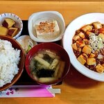 お食事 久呂喜 - マーボ豆腐定食
