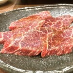 焼肉 源 - ロース(塩)690円は上品な味わい