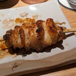 地葉はなれ - 鶏皮