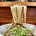 中華そば 西川 - ストレート細麺