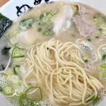 長浜ラーメンめんめん - よく出来たラーメンって感じ。