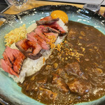 ごちべんSTEAK - ステーキカレー卵黄トッピング1,380円♪