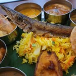 東インド ベンガル料理専門店インディアンスパイスファクトリー - カマス