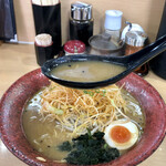 Hokkaidou Ramen Kita No Megumi - スープはアッサリ、コレはピリ辛
