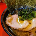 横浜家系総本山 吉村家直系店 ラーメン内田家 - 