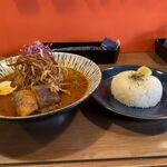 ルー&スープカレー ボナンザ - 炙り角煮スープカレー1290円+ルー大盛り250円=1540円