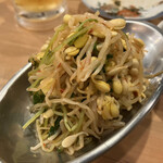 新小屋 - ピリ辛もやし　480円