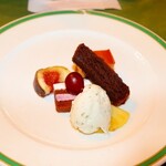 ブラッスリーシュエット - 