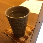 Bishukakou Yuraku - 麦焼酎湯割り