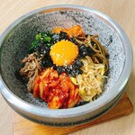 サムギョプサルと韓国料理 TUTUMU38 - 石焼ビビンバ