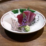 天一坊 - 『鰹と鯛の炙りのお造り、伊豆の山葵』