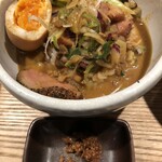 鴨出汁中華蕎麦 麺屋yoshiki - 鴨カレーラーメン（プチライス付き）+辛肉味噌