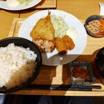 Tsuriyado Sakaba Madume - フライ定食 1,000円 ♪