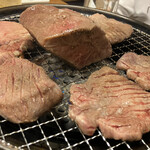 焼肉問屋 富國新 - 