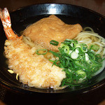細屋 - あっさりとしたお出しがたまらない！！天きつねうどん　９５０円