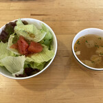 ましゅ ましゅ - ミニサラダと和風スープ