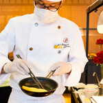 Etowaru - 卵料理は、調理スタッフが目の前でお作りいたします。