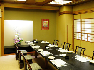 Kaisenya Hakodate - 大事な接待や会食に最適の掘りごたつ完全個室！