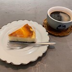 ペチカスケマサコーヒー - チーズケーキ、アメリカーノ