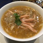 中国料理 海松 - 蟹肉入りフカヒレスープ