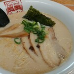 風風ラーメン - とんこつラーメン