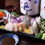 ごきげん酒場 ひょっとこ - 名物!?魚河岸ごきげん3種盛り