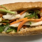 Soc Con Fast Food - 「バインミースペシャル/Bánh mì đặc biệt」(700円)