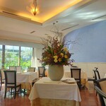 エトゥルスキ - 20221102店内の様子