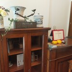 エトゥルスキ - 20221102入口のカウンター付近