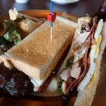 よつば珈琲 - クラブハウスサンド