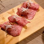 Jimbou Yakiniku Ryouriten - 