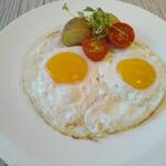 インターコンチネンタルホテル大阪 - 目玉焼きの焼き方も選びます