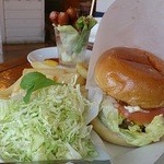 カフェ ハングリー キャタピラー - 